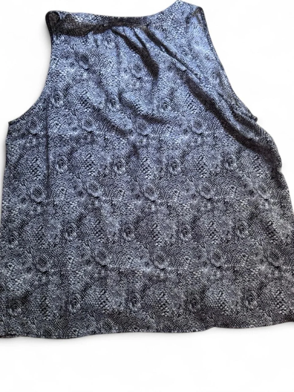 Dalia Gray Textured Racerback Tank - Picture 4 of 4